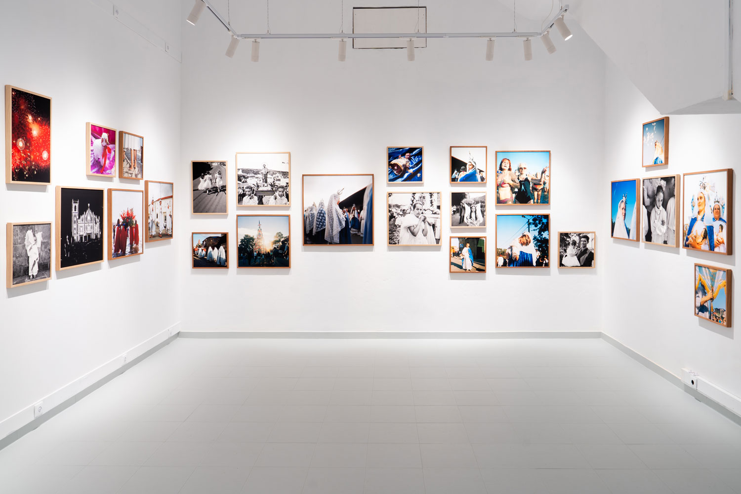 #1 Caneta acrílica sobre tela de linho colada em cartão e impressão digital - 40 x 21 - 2025